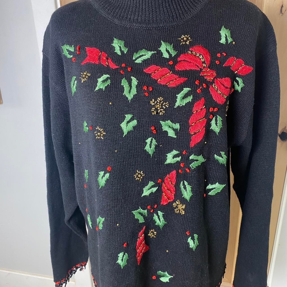 Vintage 80's/90's Christmas Sweater- Embroidered Grannycore Holiday Cottagecore